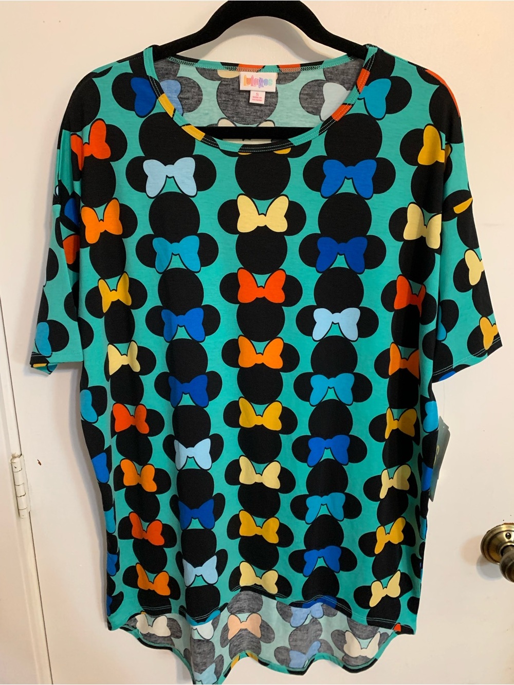 LuLaRoe Minnie Bow Print Top